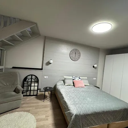 Central Stay Brasov-3